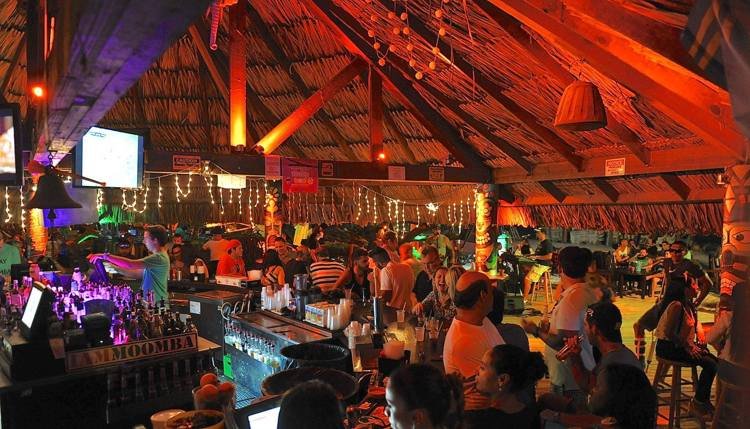 moomba beach bar aruba happy hour deals visitaruba blog moomba beach bar aruba happy hour deals visitaruba blog